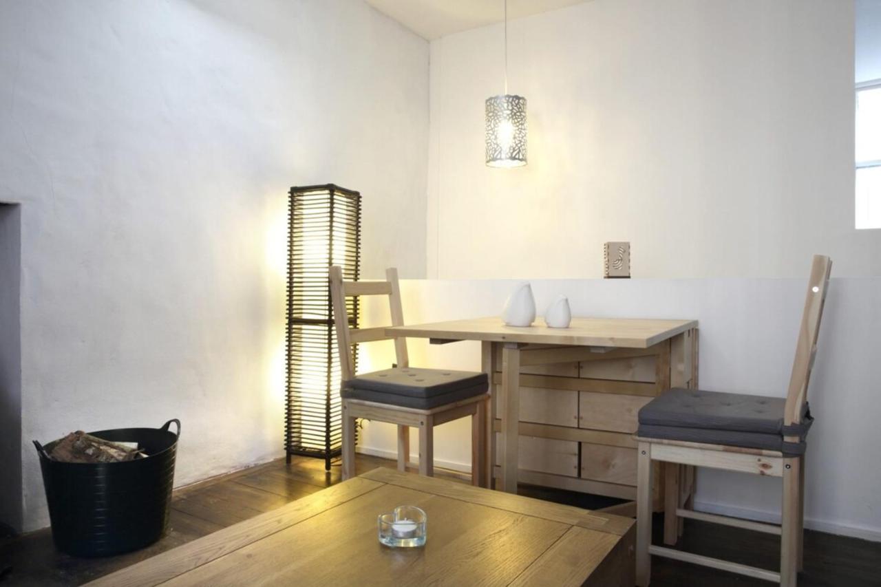 Central Apartment For The Fringe Edinburgh Bagian luar foto